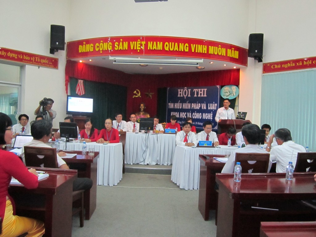 hoi thi so khoa hoc congnghe [Desktop Resolution].jpg